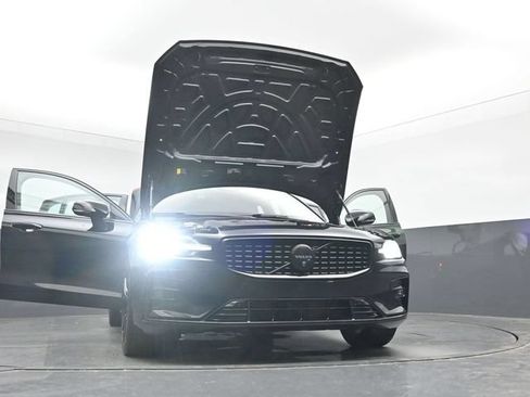 Used 2024 Volvo S60 B5 Plus w/ Climate Package FWD image 54