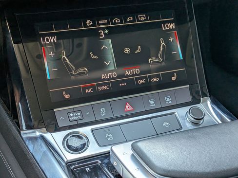 Used 2023 Audi e-tron Premium AWD/4WD image 19