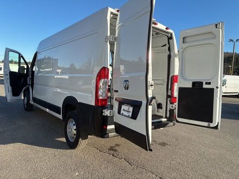 Used 2023 RAM ProMaster 2500 FWD image 29