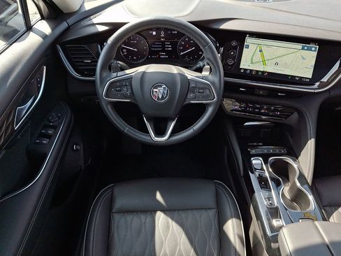 Used 2023 Buick Envision Avenir image 11