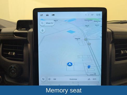 Used 2023 Ford Expedition Platinum image 29