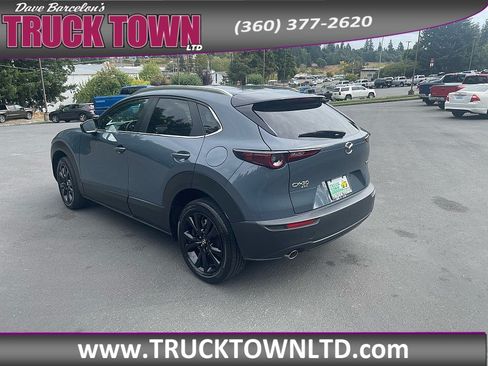 Used 2025 MAZDA CX-30 AWD 2.5 S w/ Preferred Package image 3