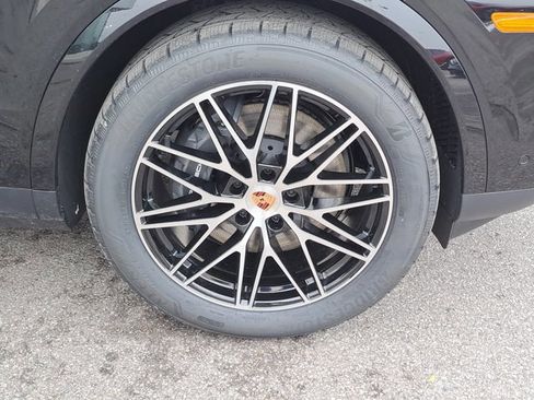 New 2026 Porsche Cayenne image 11