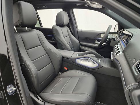 Used 2026 Mercedes-Benz GLS 450 4MATIC image 26