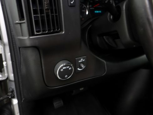 Used 2019 Chevrolet Express 3500 LS RWD image 21