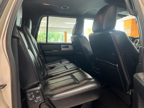 Used 2017 Ford Expedition EL XLT w/ Equipment Group 201A AWD/4WD image 8