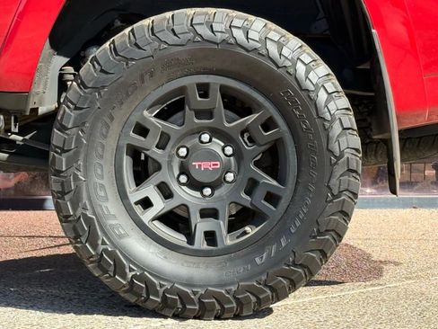 Used 2021 Toyota 4Runner TRD Off-Road Premium image 30