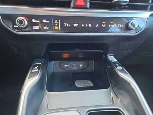New 2026 Kia Sorento EX w/ EX Premium Package FWD image 23