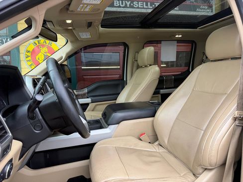 Used 2019 Ford F250 Lariat w/ Lariat Ultimate Package AWD/4WD image 14