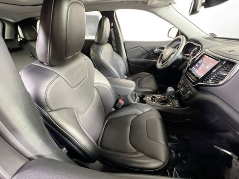 Used 2022 Jeep Cherokee Limited w/ Mopar Interior Package image 27