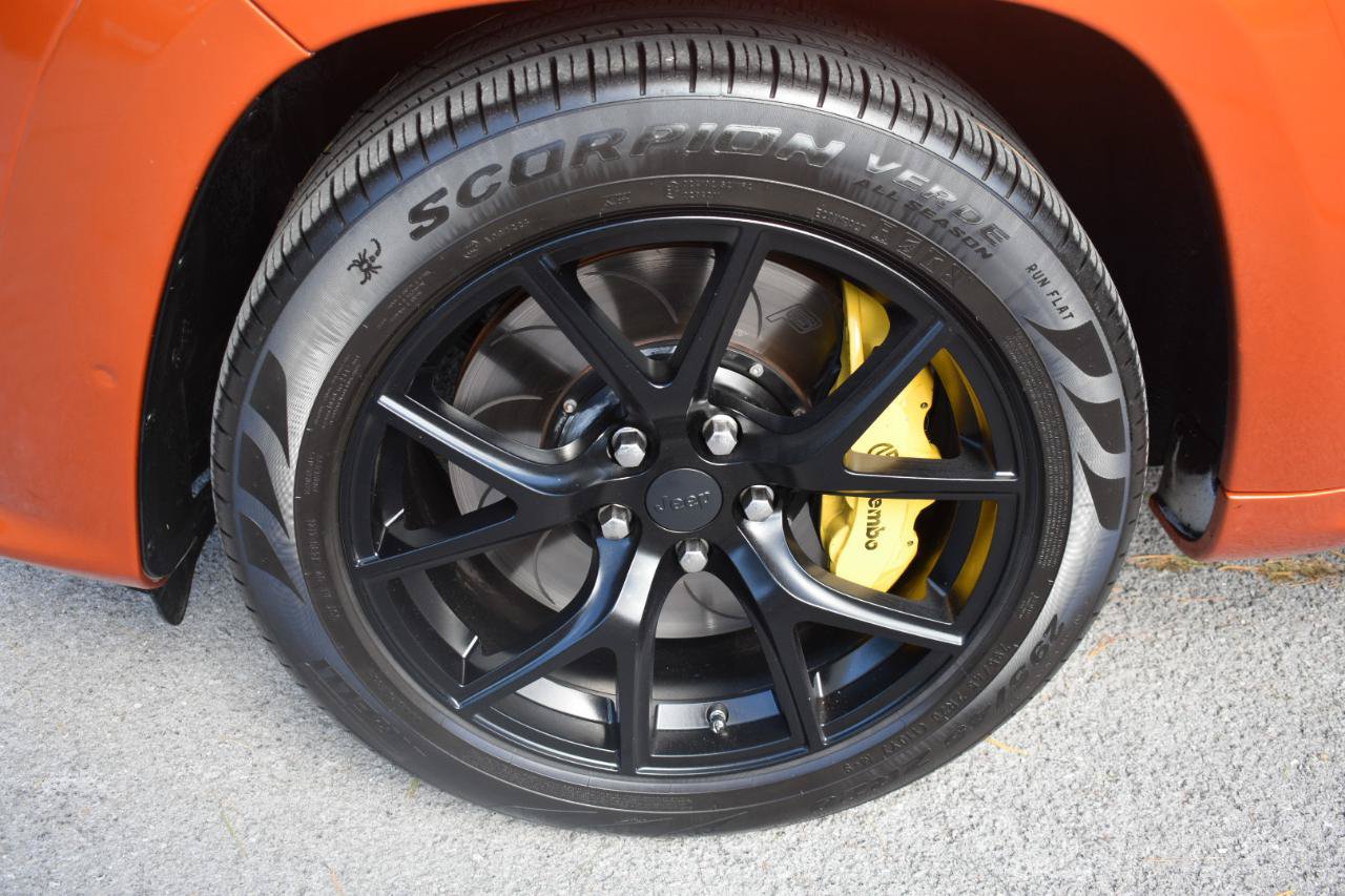 Used 2018 Jeep Grand Cherokee Trackhawk AWD/4WD image 46