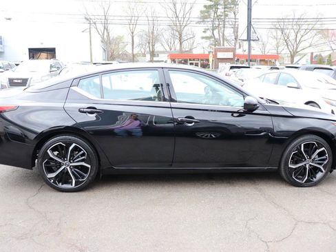 Used 2024 Nissan Altima 2.5 SR image 6
