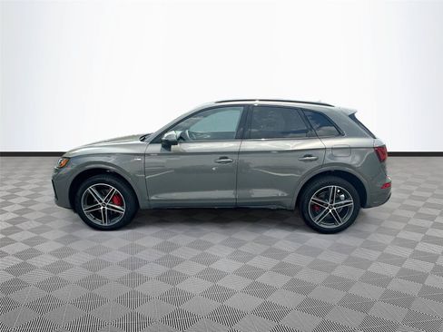 Certified 2025 Audi Q5 e Premium Plus w/ Premium Plus Package AWD/4WD image 4