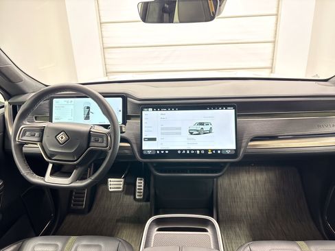 Used 2024 Rivian R1S Adventure AWD/4WD image 27