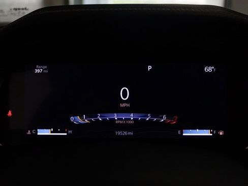 Used 2023 Jeep Grand Cherokee Limited w/ Black Appearance Package image 11