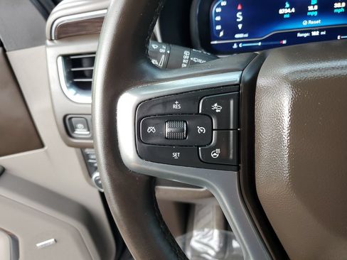 Used 2023 Chevrolet Suburban Z71 w/ Luxury Package AWD/4WD image 26