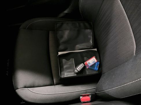 Used 2024 Nissan Altima 2.5 SV image 30