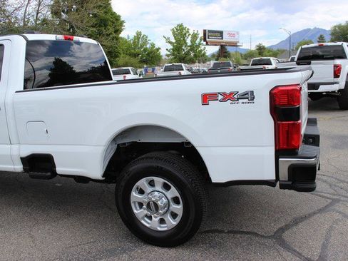 Used 2023 Ford F350 Lariat AWD/4WD image 6