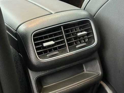 Certified 2025 Mercedes-Benz GLE 350 4MATIC image 15