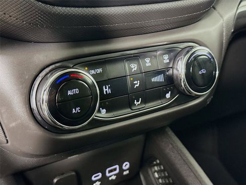 Used 2023 Chevrolet TrailBlazer LT w/ Convenience Package image 15