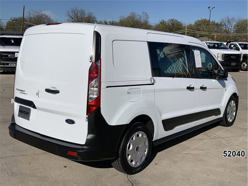 Used 2023 Ford Transit Connect XL image 2