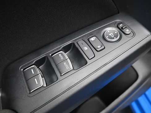 Used 2025 Honda Civic Sport image 11