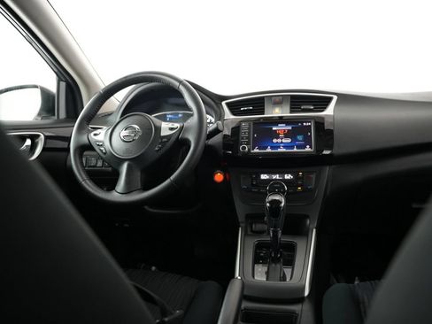 Used 2019 Nissan Sentra SV FWD image 10