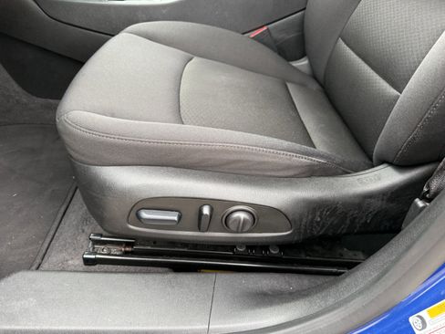 Used 2023 Chevrolet Malibu LT image 29