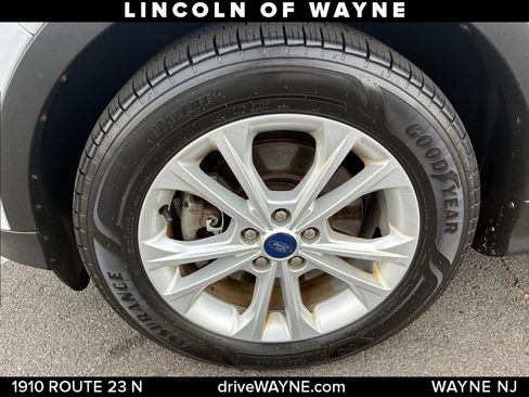 Used 2018 Ford Escape SE AWD/4WD image 25
