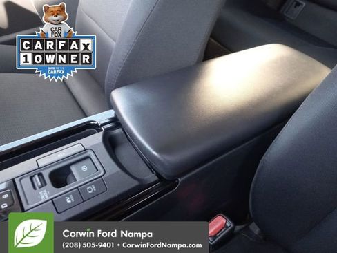 Used 2024 Toyota Prius LE image 19