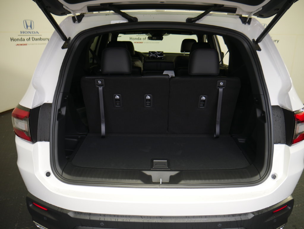 New 2026 Honda Pilot Black Edition image 6