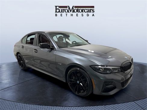 Used 2022 BMW 330e xDrive image 7