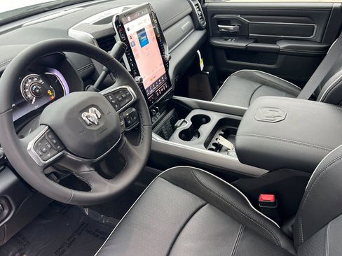 New 2026 RAM 3500 Laramie AWD/4WD image 9