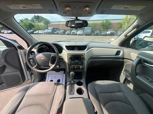 Used 2016 Chevrolet Traverse LS AWD/4WD image 19