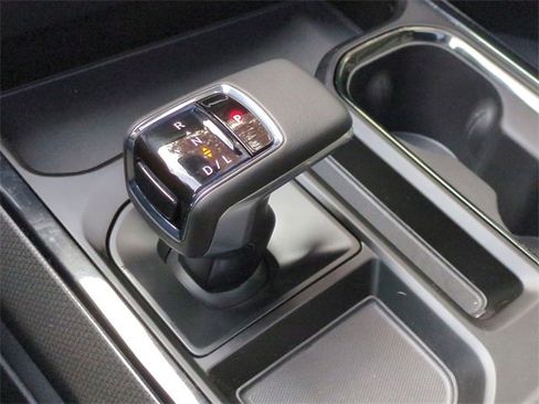 Certified 2022 Chevrolet Silverado 1500 ZR2 w/ Technology Package image 16