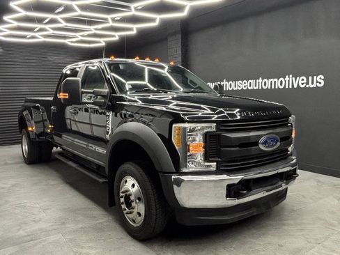 Used 2017 Ford F450 XL w/ Power Equipment Group AWD/4WD image 12