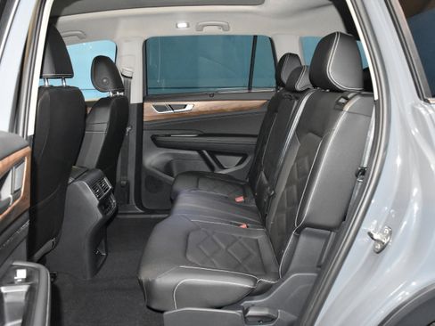 New 2026 Volkswagen Atlas SE image 15