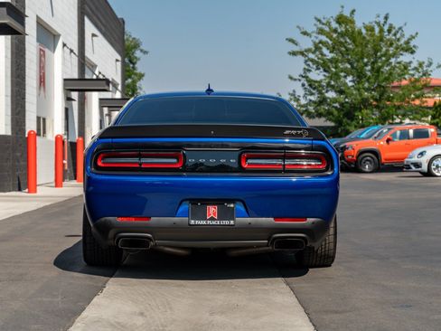 Used 2019 Dodge Challenger SRT Hellcat w/ Laguna Leather Package RWD image 47