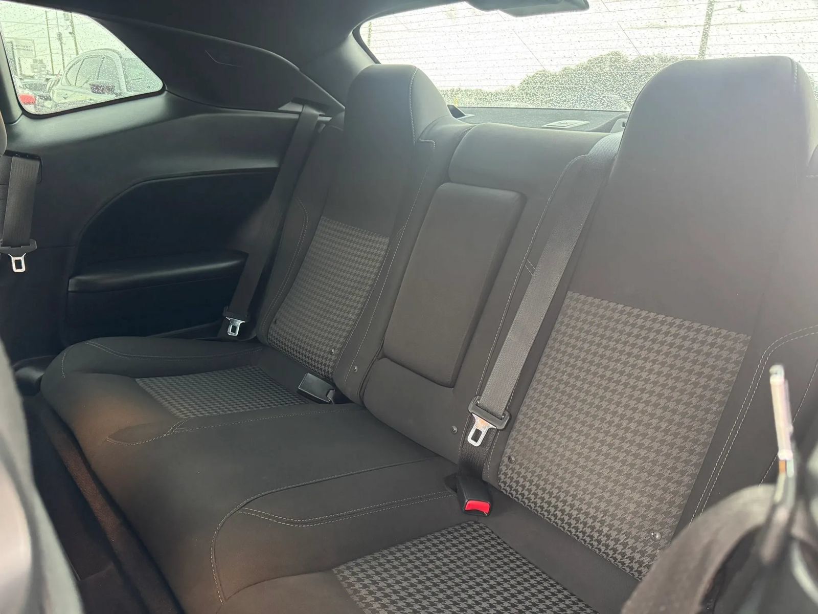 Used 2019 Dodge Challenger SXT RWD image 9