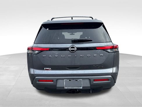 New 2026 Nissan Pathfinder Platinum image 5
