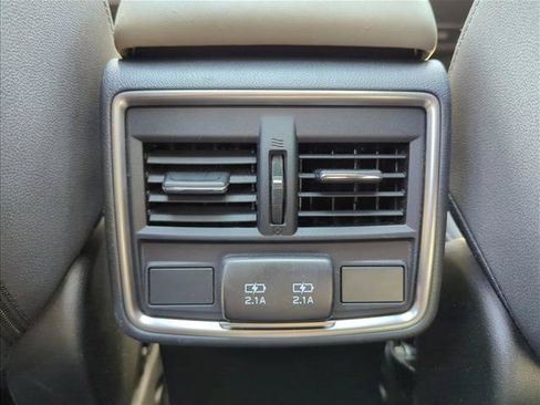 Used 2024 Subaru Forester Premium AWD/4WD image 20