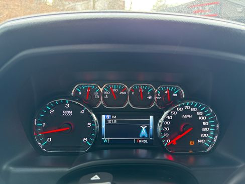 Used 2018 GMC Sierra 1500 SLT image 38