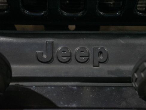 Used 2002 Jeep Wrangler Sahara AWD/4WD image 37