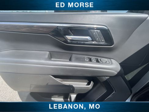 Certified 2025 Chevrolet Suburban Z71 AWD/4WD image 20
