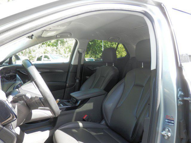 Used 2024 Buick Envision Preferred AWD/4WD image 18