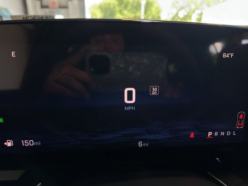 New 2025 Chevrolet Suburban Premier image 16