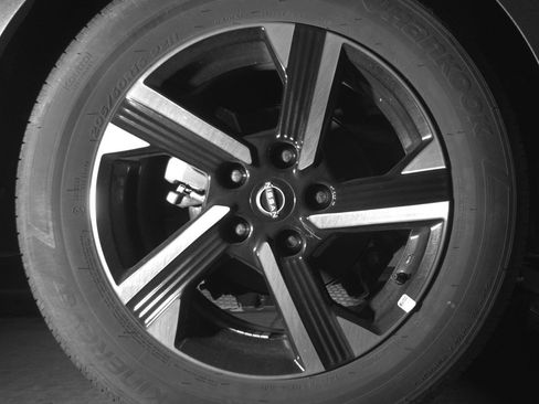 Used 2025 Nissan Sentra SV FWD image 15