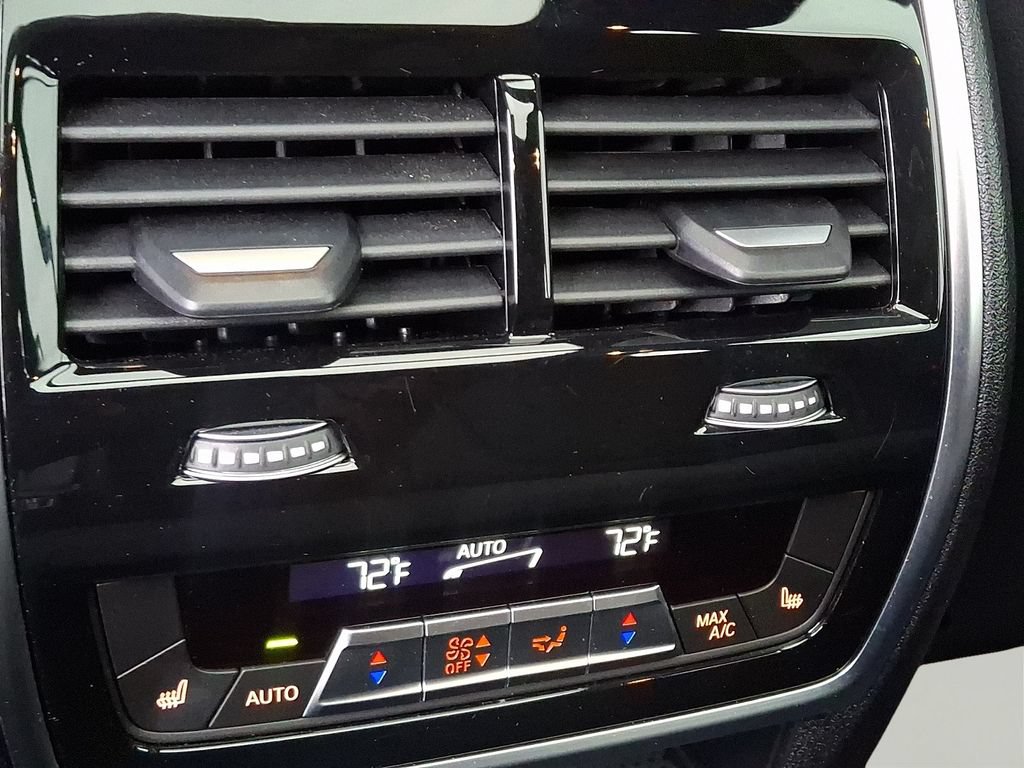Used 2026 BMW X5 M60i AWD/4WD image 11