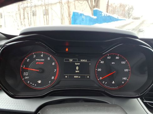 Used 2025 Chevrolet Trax RS w/ Sunroof Package image 19