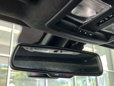 Used 2022 Dodge Challenger R/T Scat Pack RWD image 26